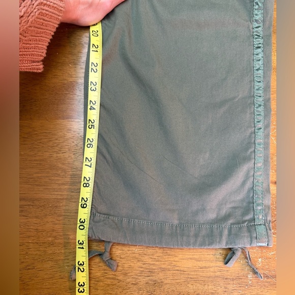 Abercrombie & Fitch Olive Wide Leg Cargo Pants 31 12 - Picture 9 of 9